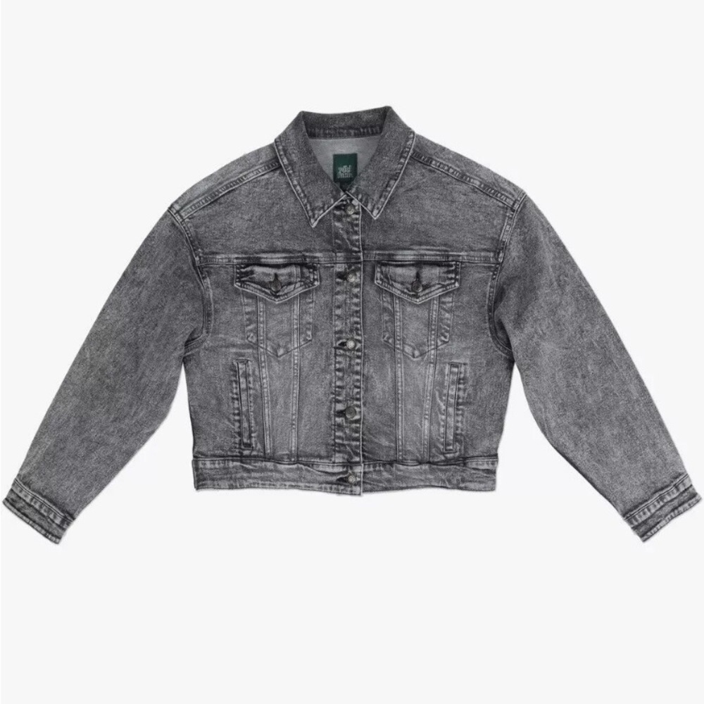 Cropped Denim
Trucker Jacket - Wild Fable™
Gray new - Picture 2 of 3